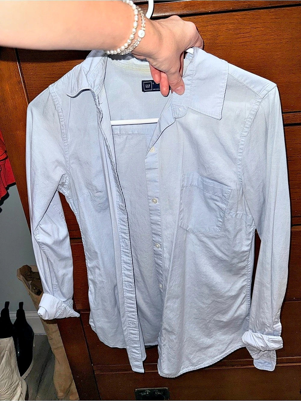 Gap Women's White Button Down Shirt - Picture 3 of 5